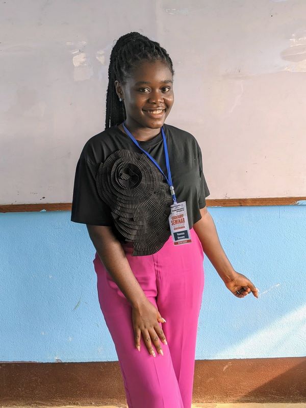 Vannessa Bessem Tarh #15 - singer (Copy)