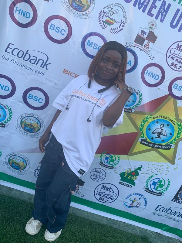 Emilien #5 - singer (Copy)