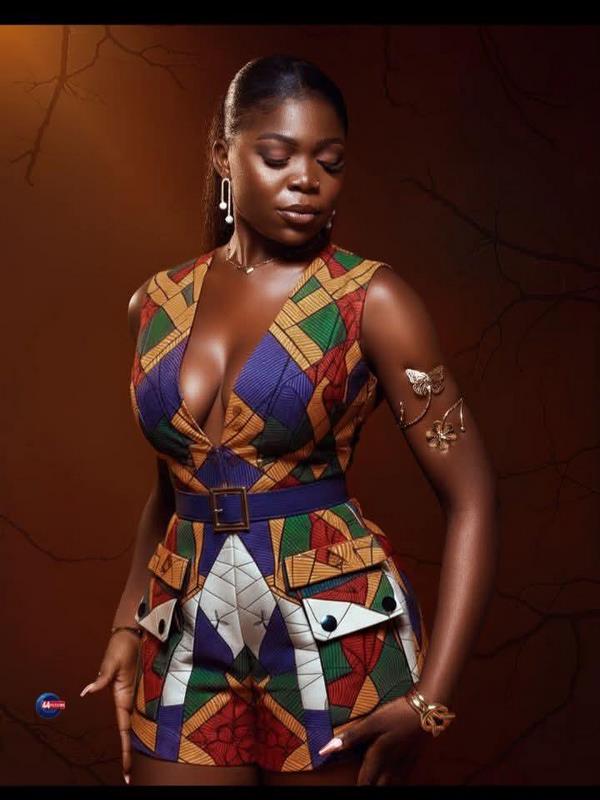 Floxy #14 miss tiko (Copy)